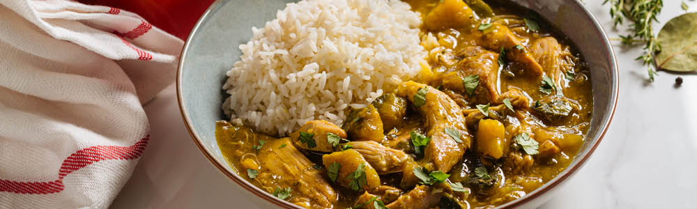 Moroccan chicken braise bowl with spices